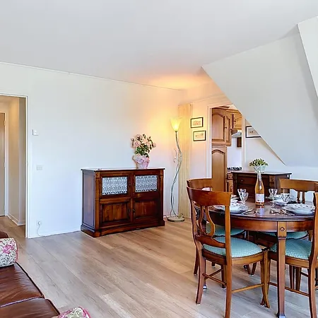Le Yourhosthelper Апартаменты